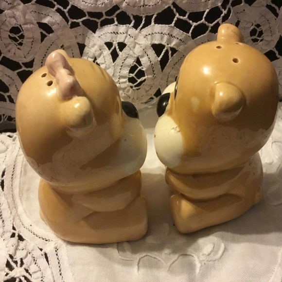 Vintage Bear boy and girl  salt and pepper shakers by Giftcraft, made in Taiwan - Picture 4 of 10